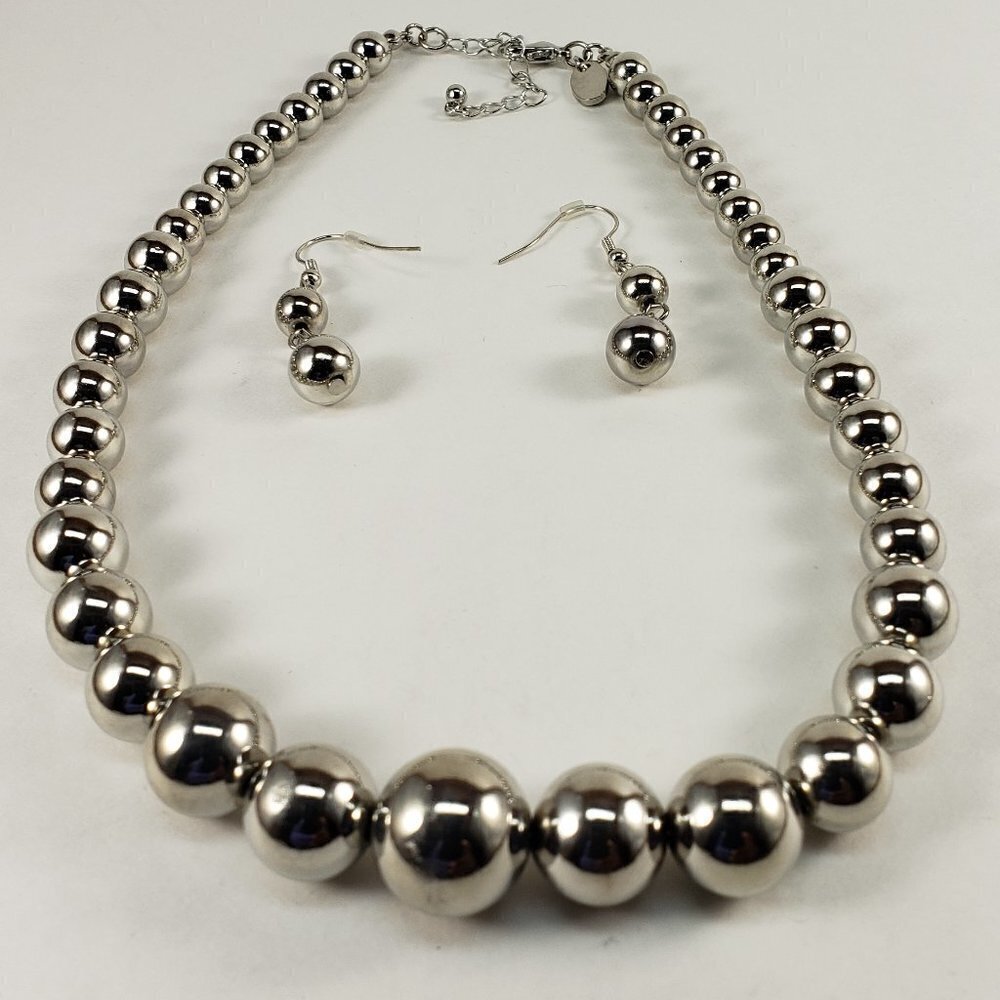 Sparkling Silver Beaded Necklace & Dangle Earrings Set – Women’s Fashion Jewelry - Picture 3 of 9